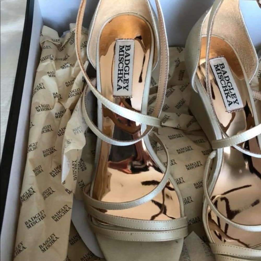 BHLDN Badgley Mischka Wedding Bridesmaid Heels - Picture 2 of 6